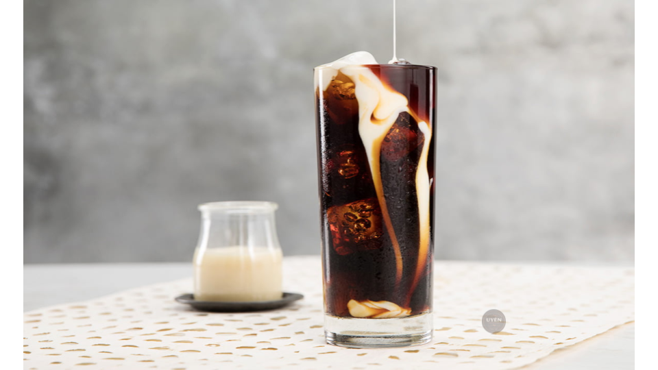 Cà phê đen đá là gì? Tìm hiểu về món cafe này Đánh giá chất lượng hương vị của cà phê đen đá là gì qua các tiêu chí như mùi hương, độ chua, độ ngọt.