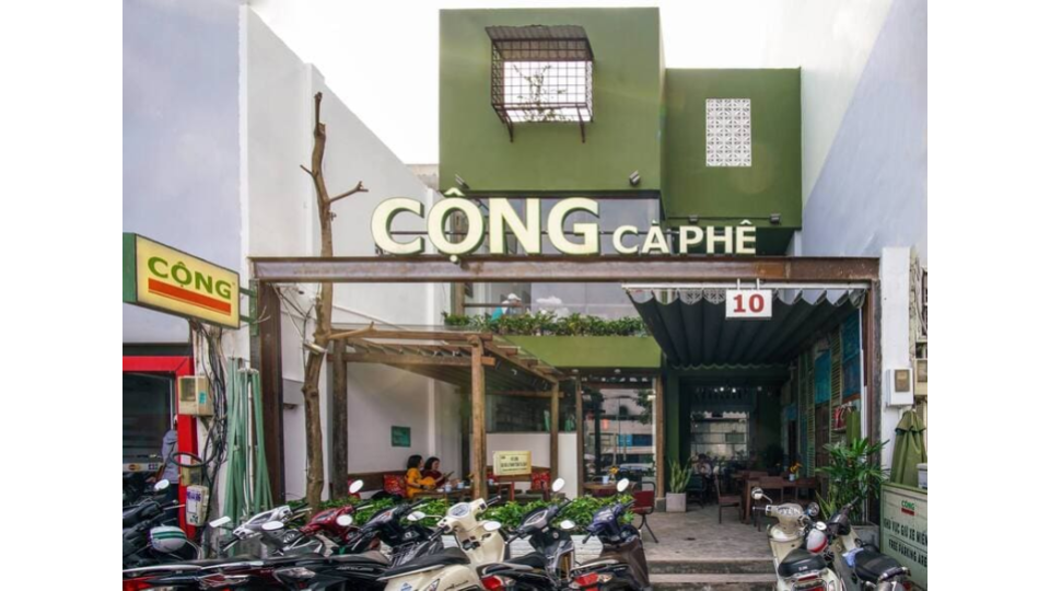 Top quán cà phê đẹp ở Tân Bình với view tuyệt vời Cộng Cà Phê Hồng Hà, quán cà phê đẹp ở Tân Bình với không gian vintage.