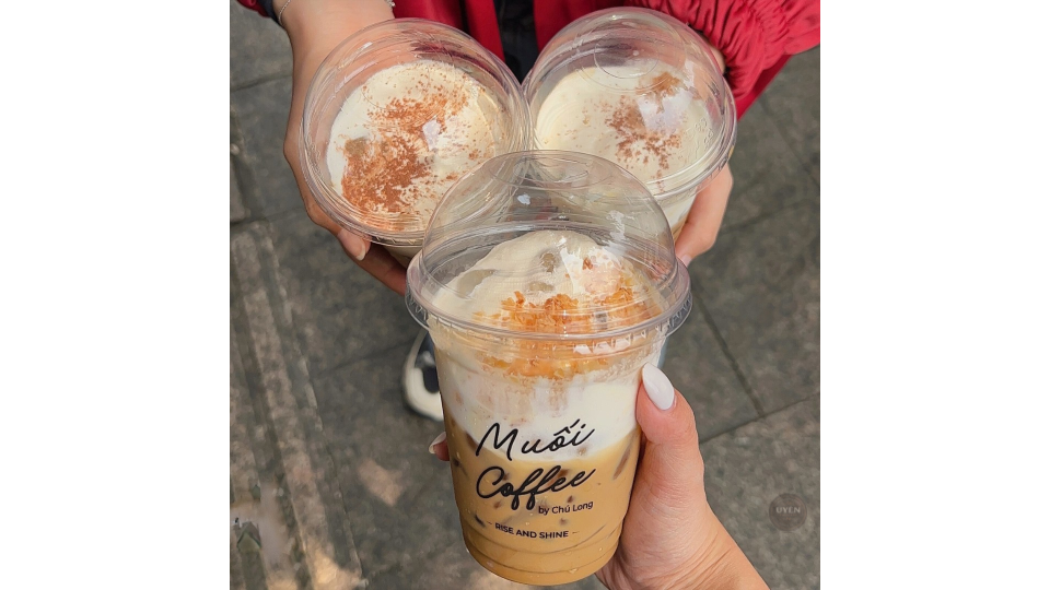 Những lưu ý về sức khỏe khi uống cà phê muối là gì