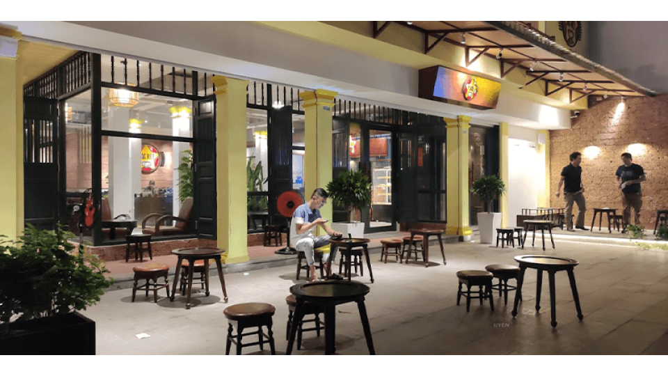 Top 10 Quán Cà Phê Đẹp Ở Bình Thạnh Góc ngồi hoài niệm tại Bắc Việt Coffee, quán cà phê đẹp ở Bình Thạnh.
