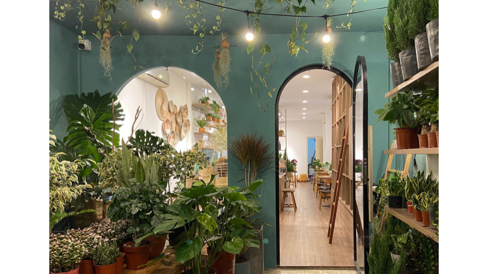 Top 35 Quán Café Đẹp Sài Gòn Nên Ghé Thăm Anh Coffee Roastery, một quán cafe đẹp Sài Gòn khác.