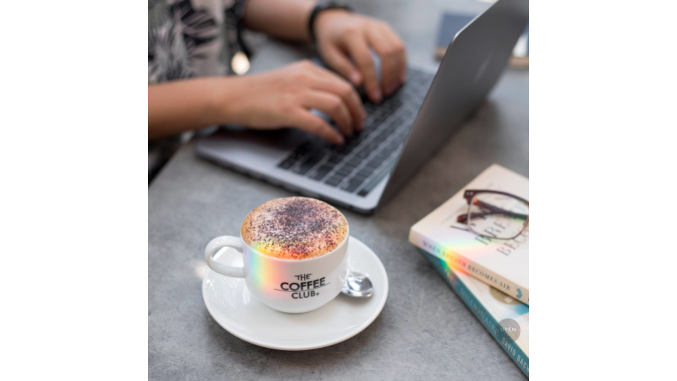 Top 35 Quán Café Đẹp Sài Gòn Nên Ghé Thăm Tầm nhìn từ Blank Lounge, một quán cafe đẹp Sài Gòn.